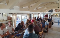 largergroups-cover-levo